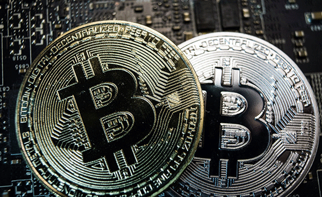 Bitcoin 11 bin doları aştı