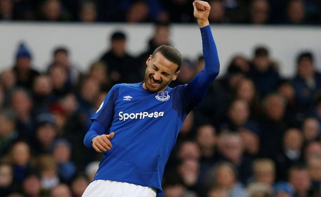 Cenk Tosun ilk golünü attı