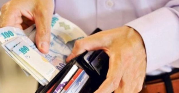 Patronların asgari ücret oyunu: Bin 300 lirayı vermemek için...