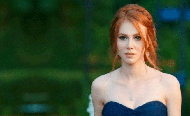 Elçin Sangu'nun yeni gözdesi!