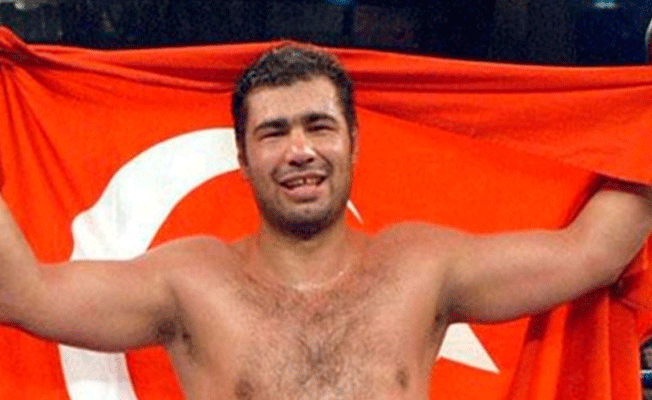 2,5 yıldır bekletiliyordu... Yaşamını yitirdikten sonra şeref aylığı almaya hak kazandı