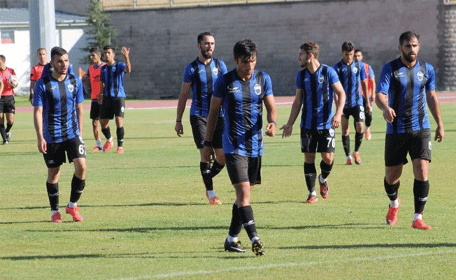 Böyle çöküş görülmedi... Flaş futbol ekibi küme düştü