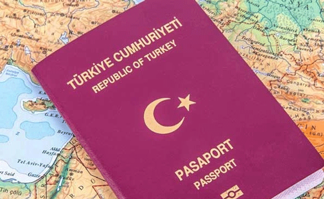 Göçmen operasyonunda FETÖ pasaportları