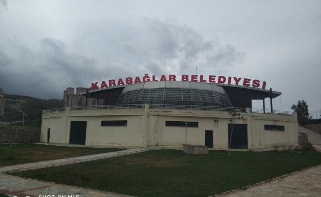 Türkan Şoray Nikah Salonu, düğün salonu olarak da vatandaşın hizmetinde