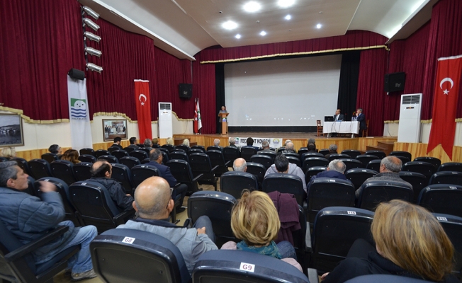 İzmir Foça'da kent konseyi genel kurul toplantısı yapıldı