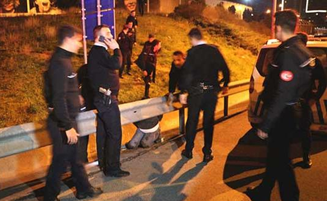 Kadıköy'de hareketli anlar! Polis bölgeyi ablukaya aldı