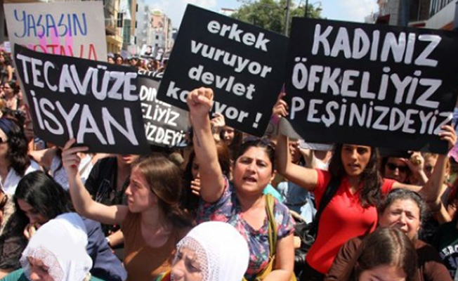 Kadınlar, meydanlara çıkıyor