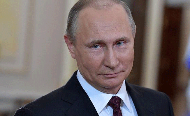 Putin, Dünya Emekçi Kadınlar Günü'nü işte böyle kutladı