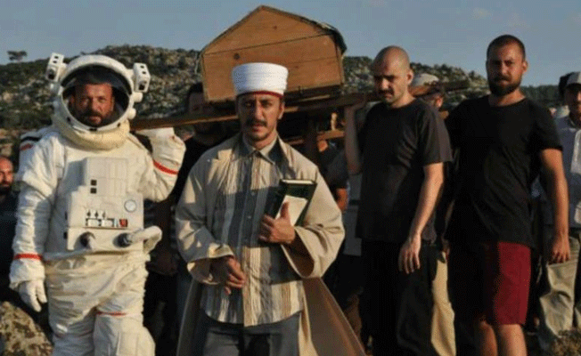 Büyük ödül 18 günde parasız çekilen filmle geldi
