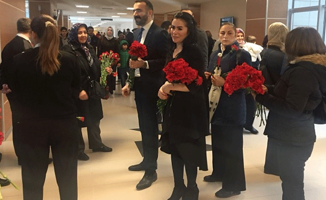 CHP Sultanbeyli'den sağlık emekçisi kadınlara 8 Mart ziyareti