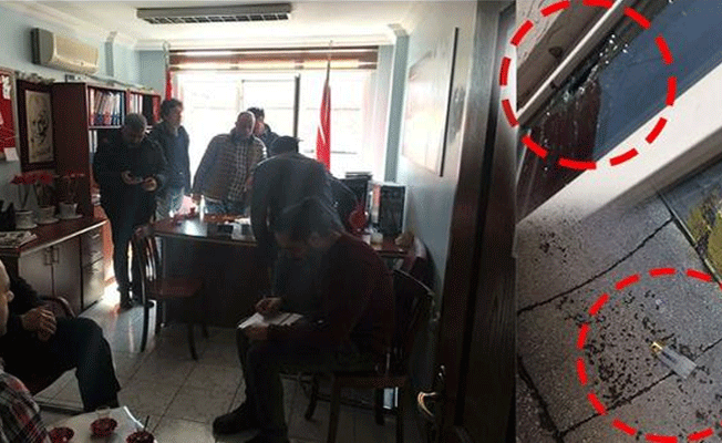 CHP İlçe Başkanlığına pompalı tüfekle saldırı!