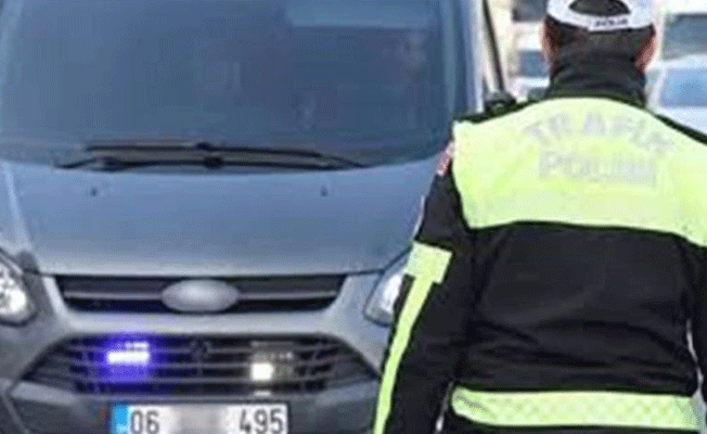 İstanbul İl Milli Eğitim Müdürü kendisine ceza yazan trafik polisini açığa mı aldırdı?