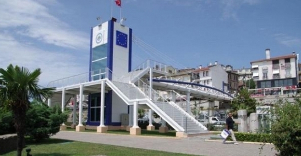 Antalya Belediyesi: Fuhuş yapıp, engelli asansörlerini bozuyorlar!
