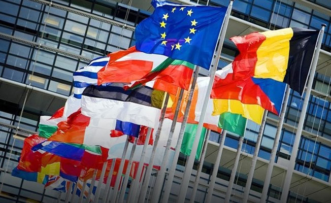AB, Türkiye'ye verilecek 3 milyar Euro'luk yardımı onayladı