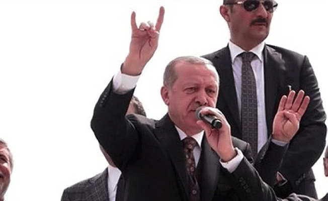 AKP’den ilk açıklama: Bozkurt yapmadı…