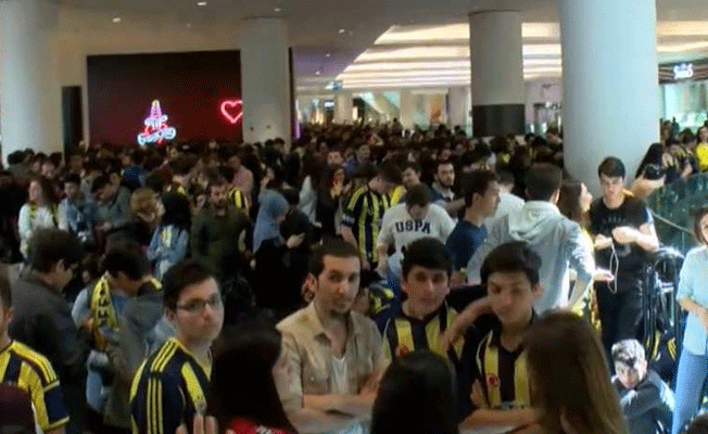 Fenerbahçeli taraftarların Alex de Souza heyecanı