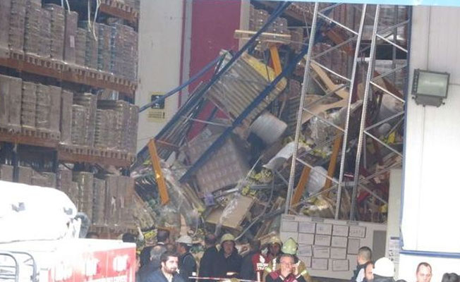 4 işçi enkaz altında kaldı
