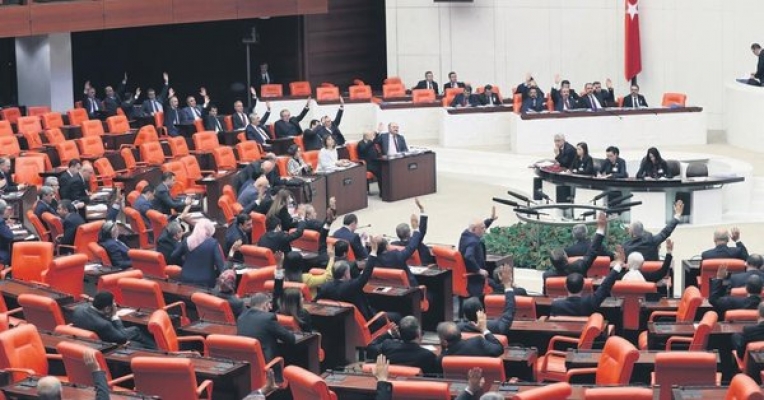 İttifak yasası: ‘Dünyada tek parti ile yönetilen ülkelerde bile yok’