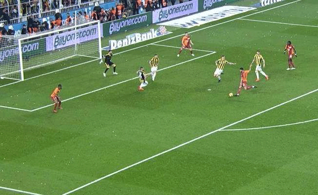 Galatasaray’ın resmi Twitter hesabı çıldırdı: ‘İnanılmaz’