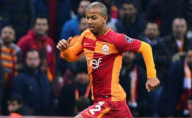 Mariano sarı kırmızılı taraftarı kızdırdı!