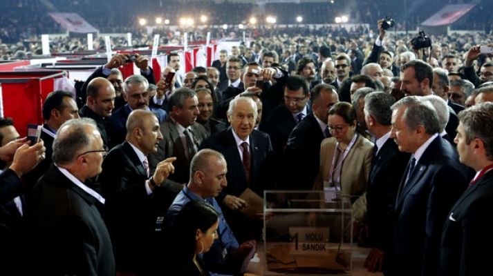 MHP'de parti yönetimine 45 yeni isim girdi