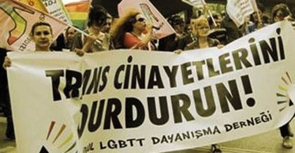 İstanbul'da trans kadının ölü bedeni gölde bulundu
