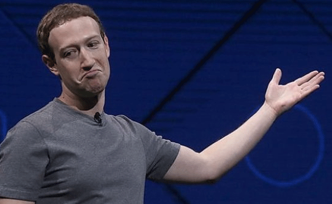 Facebook bir gecede 30 milyar dolar kaybetti