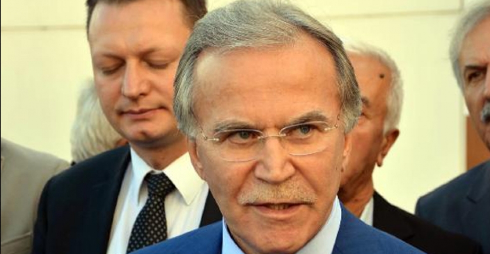 AKP'li Şahin: Başkanlık, diktatörlük değildir