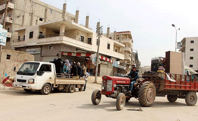 Türk askerlerinin girdiği Afrin’e siviller dönmeye başladı