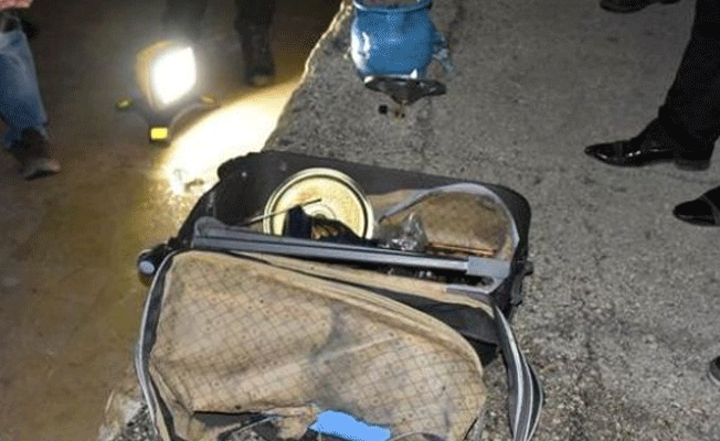 Trende unutulan valiz, fünye ile patlatıldı