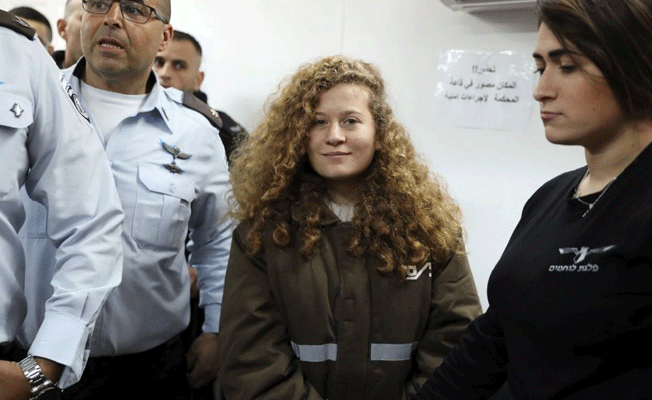 İsrail askerini tokatlayan 16 yaşındaki Ahed’e hapis