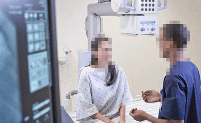 Hastanın göğsüne dokundu ve 'seks yapmak istiyorum' dedi