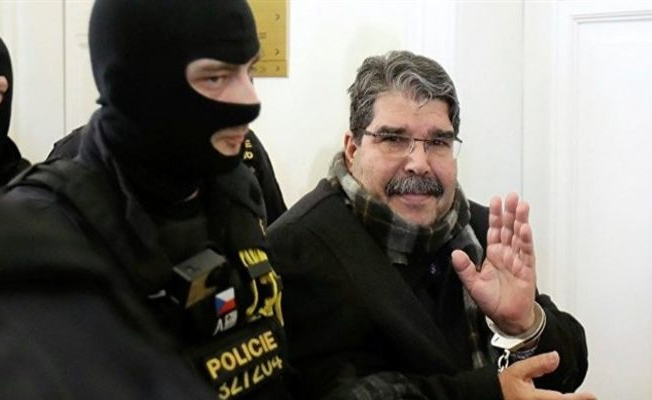 Salih Müslim: Afrin'den çekilenler 'gerilla savaşına' yönelecek!
