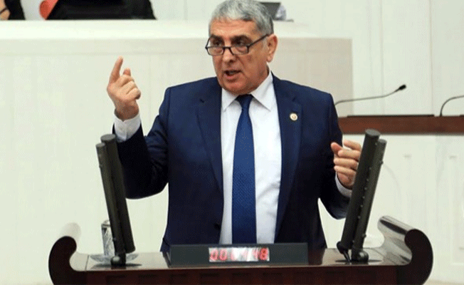 'Bir 15 yıl daha iktidarı bize verin ömrünüz uzasın'