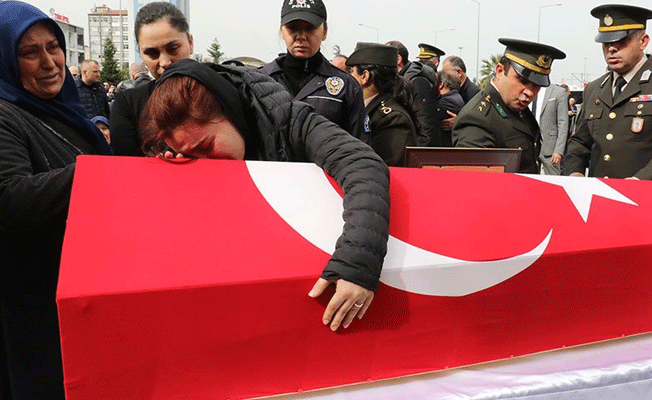 Şehit Pilot Üsteğmen, son yolculuğuna gözyaşlarıyla uğurlandı
