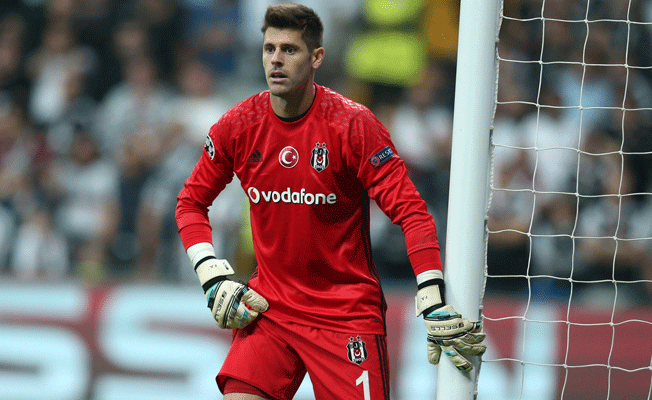 Beşiktaş'ın kalecisi ayrılıyor mu?