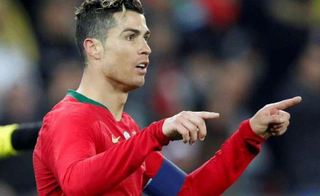 Ronaldo 2 dakikada 2 golle Mısır’ı yıkıp geçti
