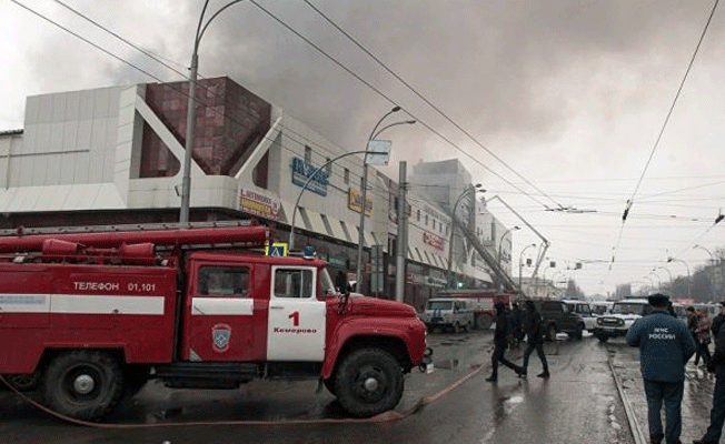 Rusya'da AVM yangını: 4 ölü, 26 yaralı