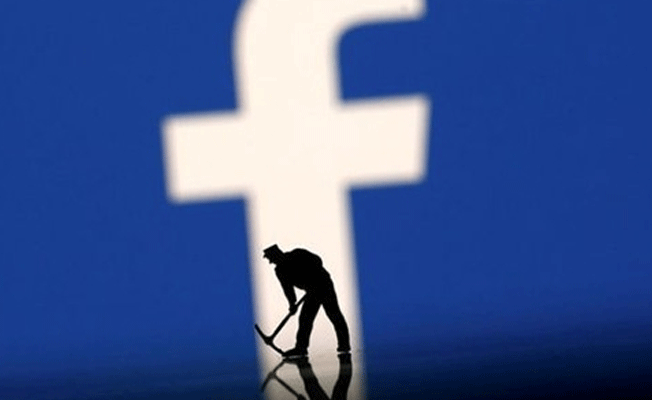Facebook, kullanıcıların cep telefonu konuşmalarını da kaydetmiş