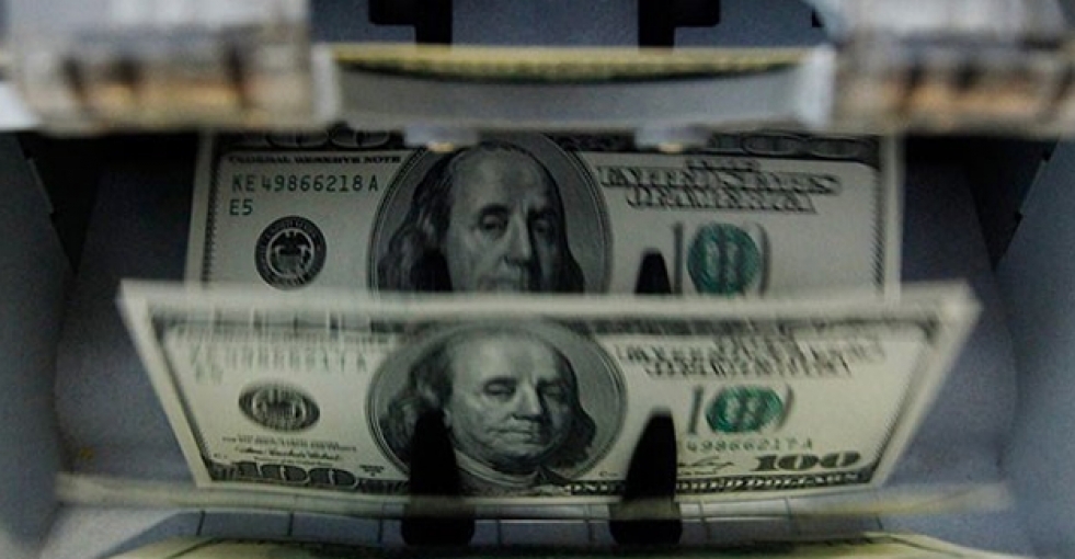 Dolar uçuşa geçti