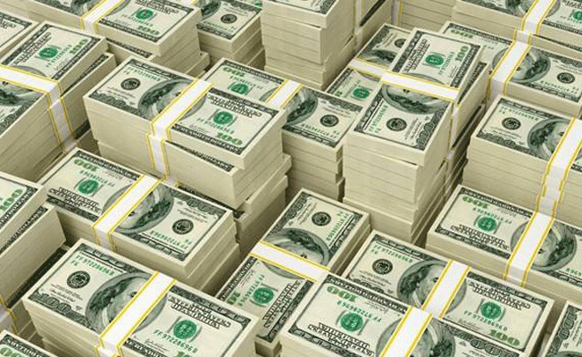 Dövizde son durum... Dolar aldı başını gidiyor