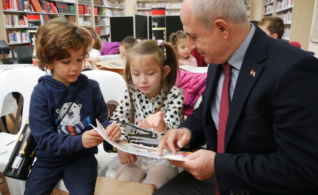 Büyükçekmeceli öğrenciler Kütüphane Haftası’nda Kutadgu Bilig’e akın ediyor