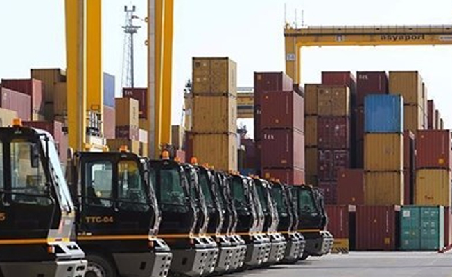 Dış ticaret açığı şubatta yüzde 52,4 arttı