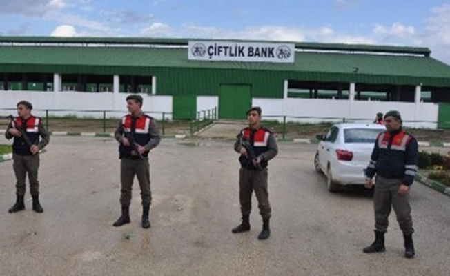 Çiftlik Bank'ın depolarına baskın düzenlendi