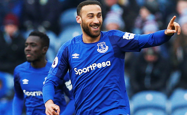 İngilizlerin sevgilisi Cenk Tosun'a 'Tosun Paşa' pankartı...