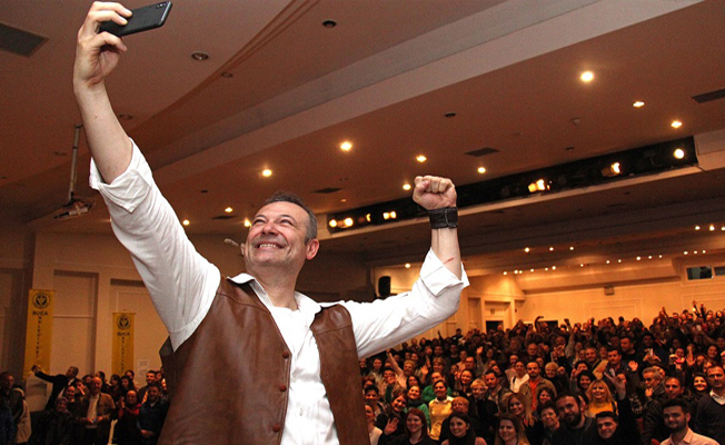 Levent Üzümcü’den Buca’da muhteşem performans
