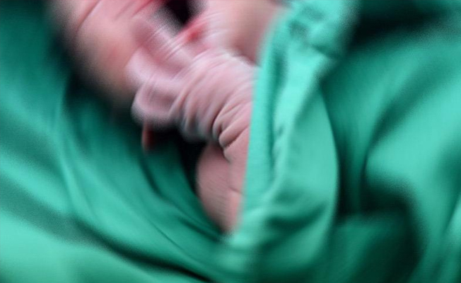 Ölü dediler... Bebek morgda canlandı