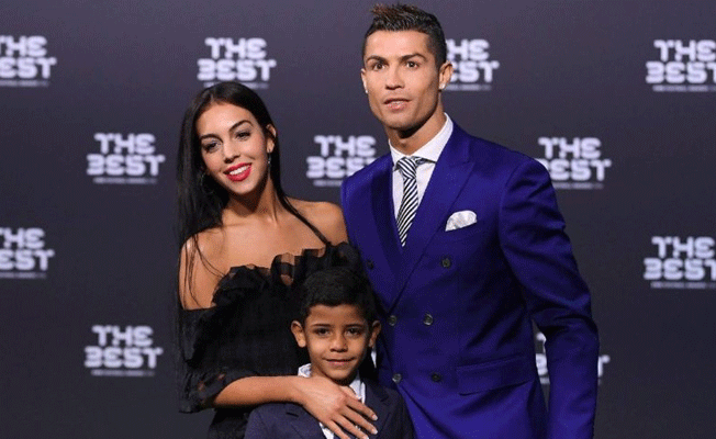Ronaldo’nun sevgilisinden rövaşata yorumu