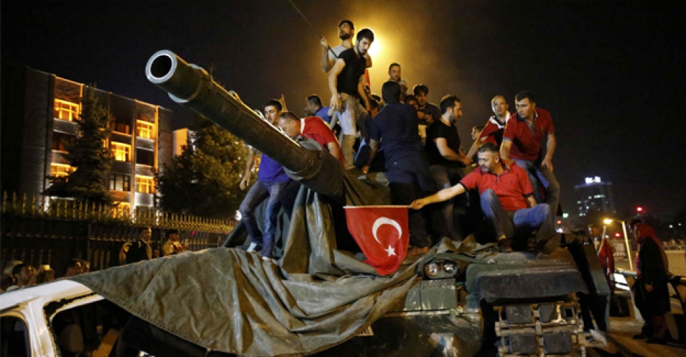 15 Temmuz resmi tatil oldu