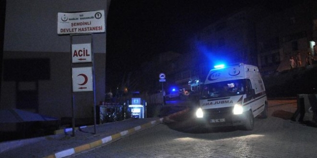 Askeri araç devrildi: 17 yaralı